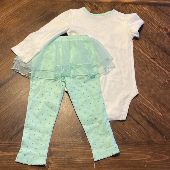 Carters 24 mo Somebunny Loves Me Outfit - Picture 4 of 4